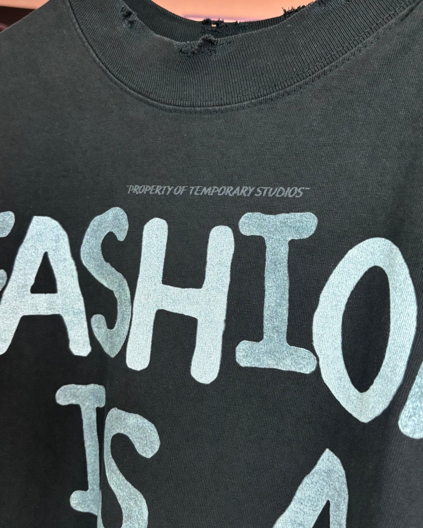 FASHION IS ART TEE
