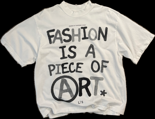 “FASHION IS A PIECE OF ART” – Graphic Drop Shoulder Tee